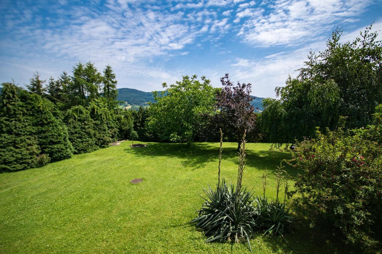Dog Friendly Dom, Apartamenty Wichrowe Wzgorza Z Basenem Brenna อุสทรอน ภายนอก รูปภาพ