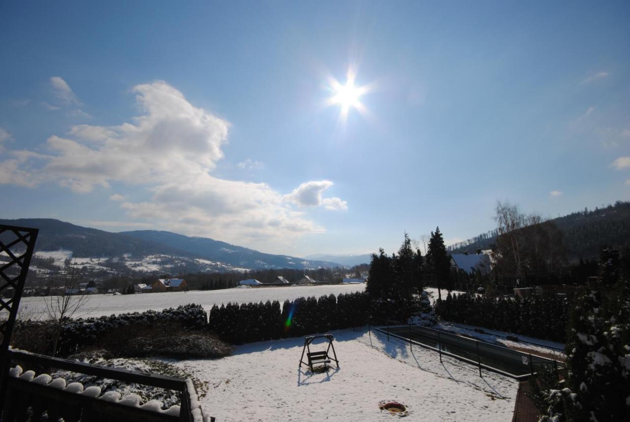 Dog Friendly Dom, Apartamenty Wichrowe Wzgorza Z Basenem Brenna อุสทรอน ภายนอก รูปภาพ