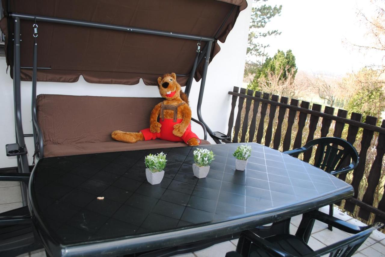 Dog Friendly Dom, Apartamenty Wichrowe Wzgorza Z Basenem Brenna อุสทรอน ภายนอก รูปภาพ