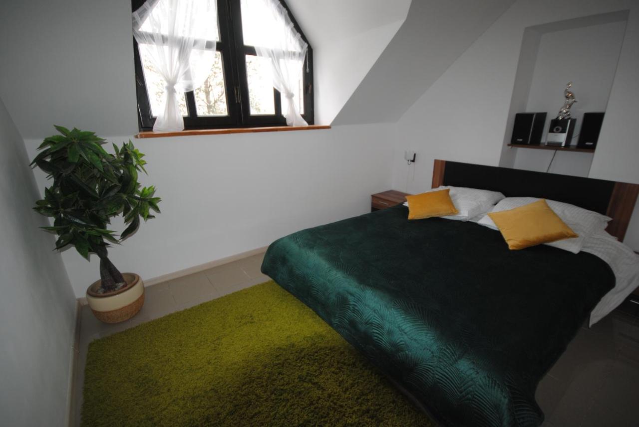 Dog Friendly Dom, Apartamenty Wichrowe Wzgorza Z Basenem Brenna อุสทรอน ภายนอก รูปภาพ