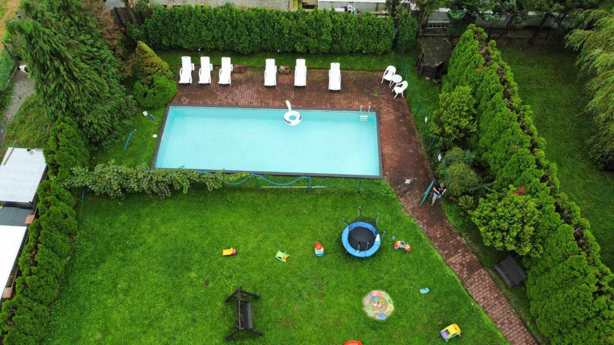 Dog Friendly Dom, Apartamenty Wichrowe Wzgorza Z Basenem Brenna อุสทรอน ภายนอก รูปภาพ