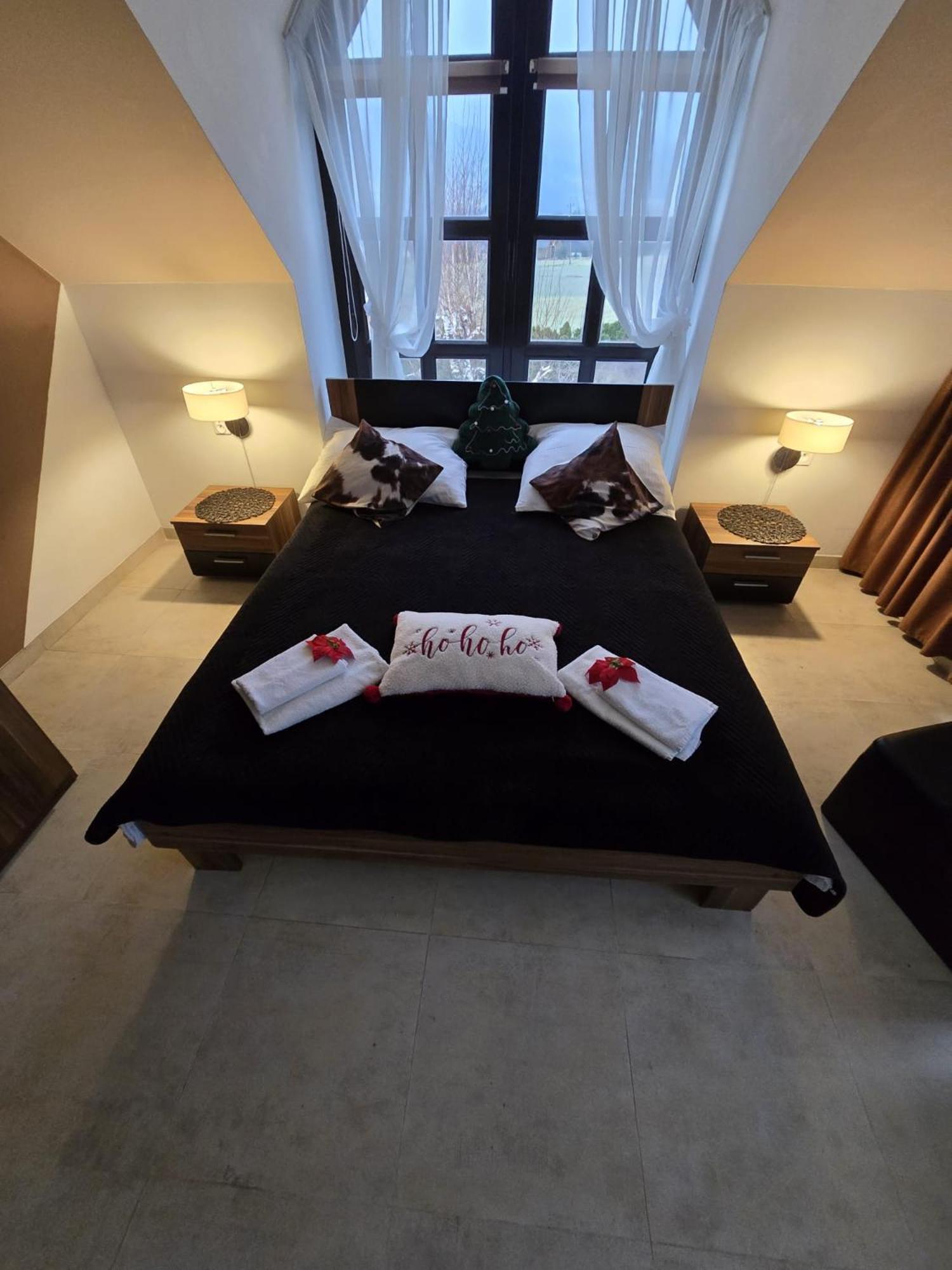Dog Friendly Dom, Apartamenty Wichrowe Wzgorza Z Basenem Brenna อุสทรอน ภายนอก รูปภาพ